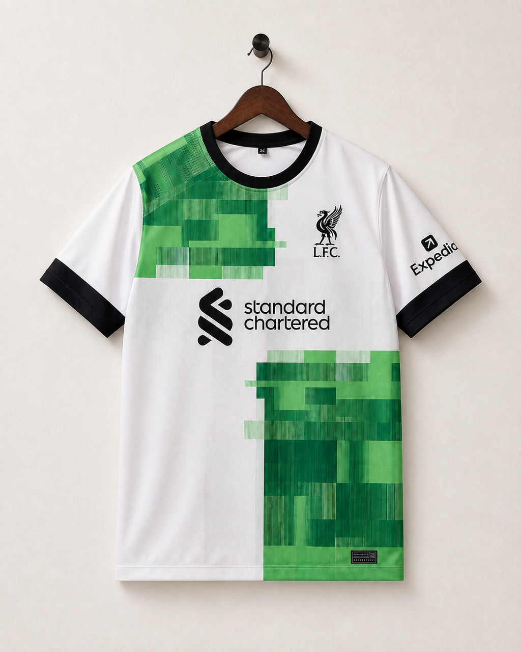 Salah-11 Liverpool New Kit away