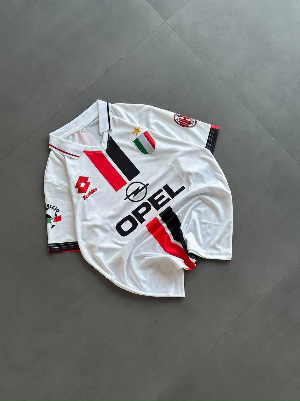 Baggio-18 Ac Milan 1995/96 Away Retro
